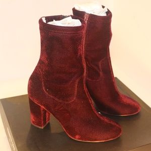 Kenneth Cole Women's Alyssa Wine Booties